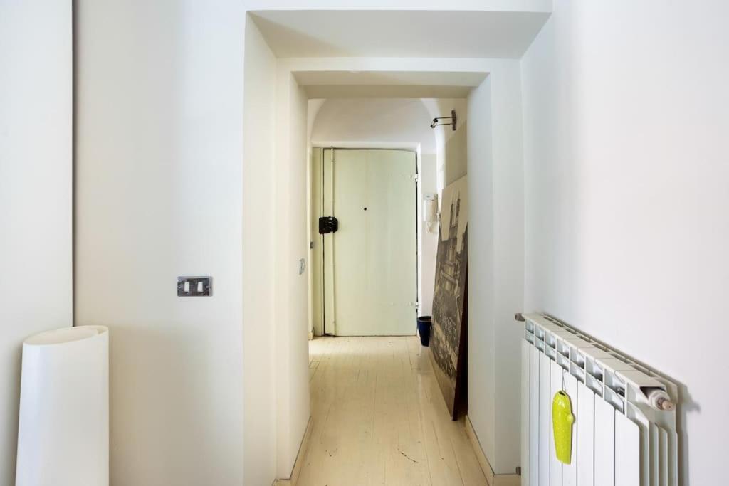 Best Authentic Apartment Monti 5 Mins From Colosseum Buitenkant foto