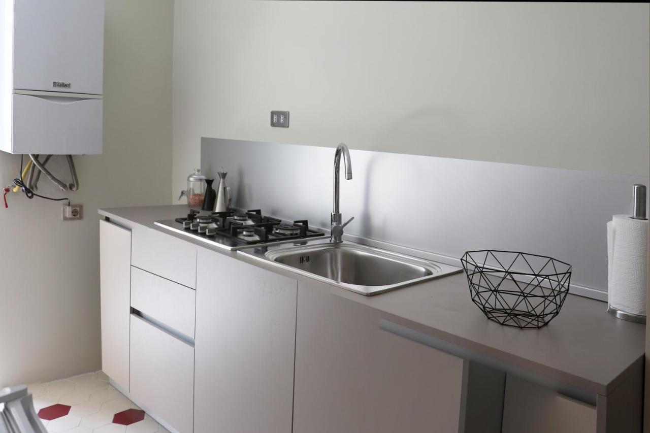 Best Authentic Apartment Monti 5 Mins From Colosseum Buitenkant foto