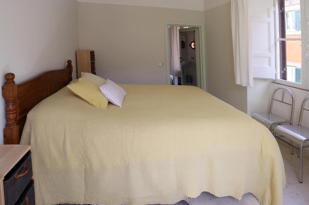 Best Authentic Apartment Monti 5 Mins From Colosseum Buitenkant foto
