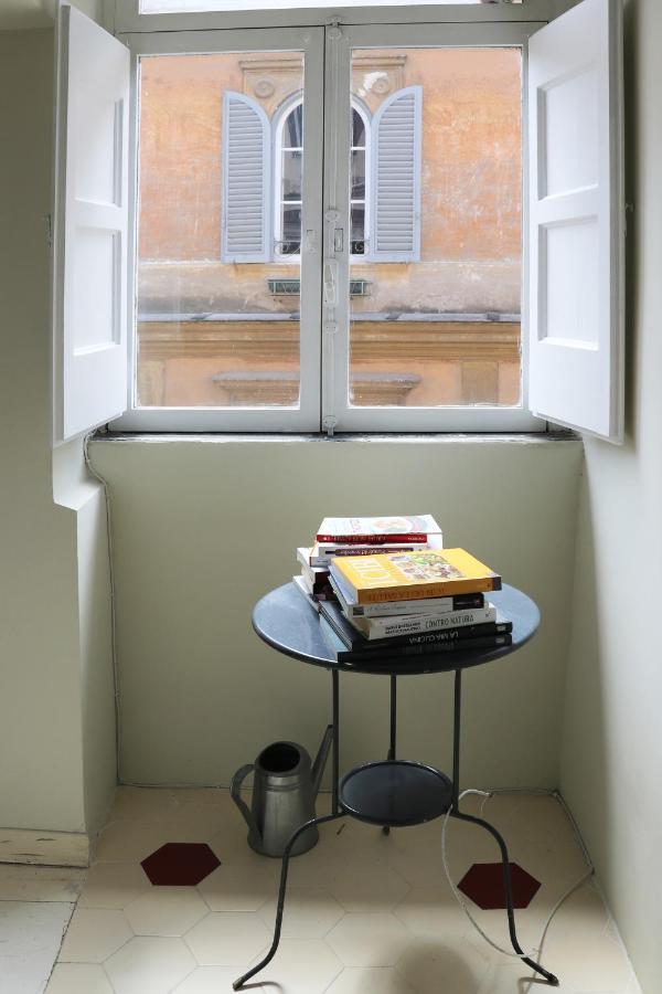 Best Authentic Apartment Monti 5 Mins From Colosseum Buitenkant foto