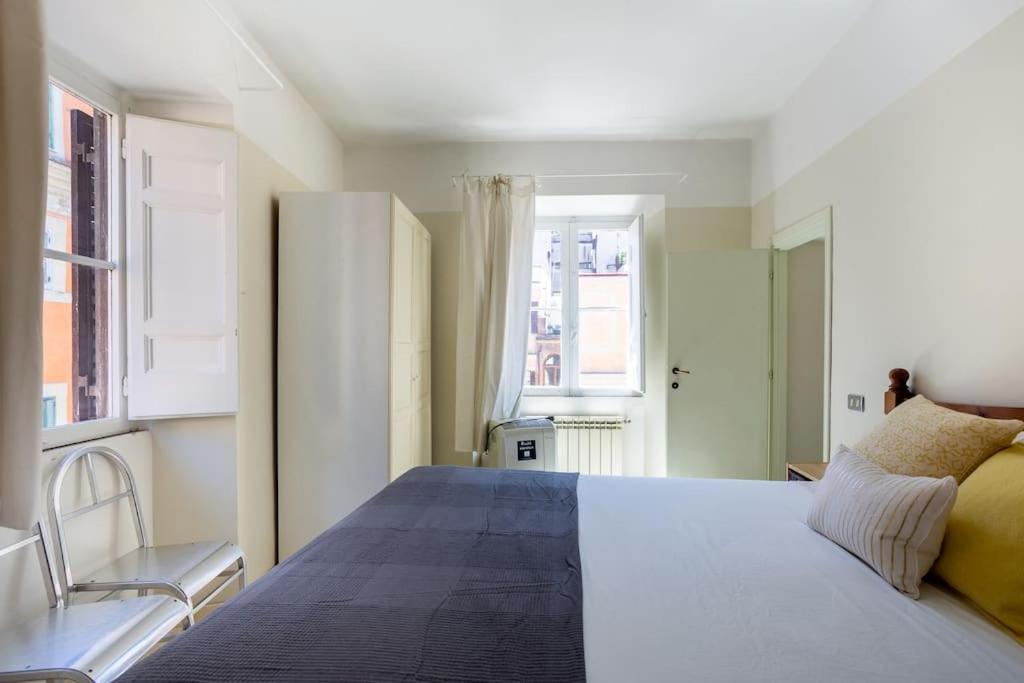 Best Authentic Apartment Monti 5 Mins From Colosseum Buitenkant foto